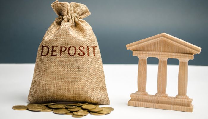 Depozitat në lekë në rënie për të dytin muaj radhazi, rriten në euro
